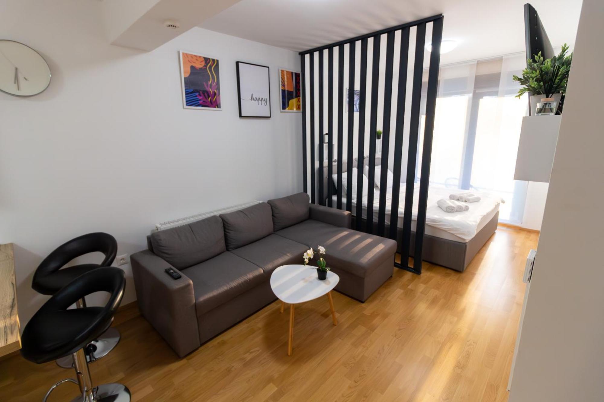 Gajeva Rooms - Stockholm Apartment Self Check-In Virovitica Exterior photo