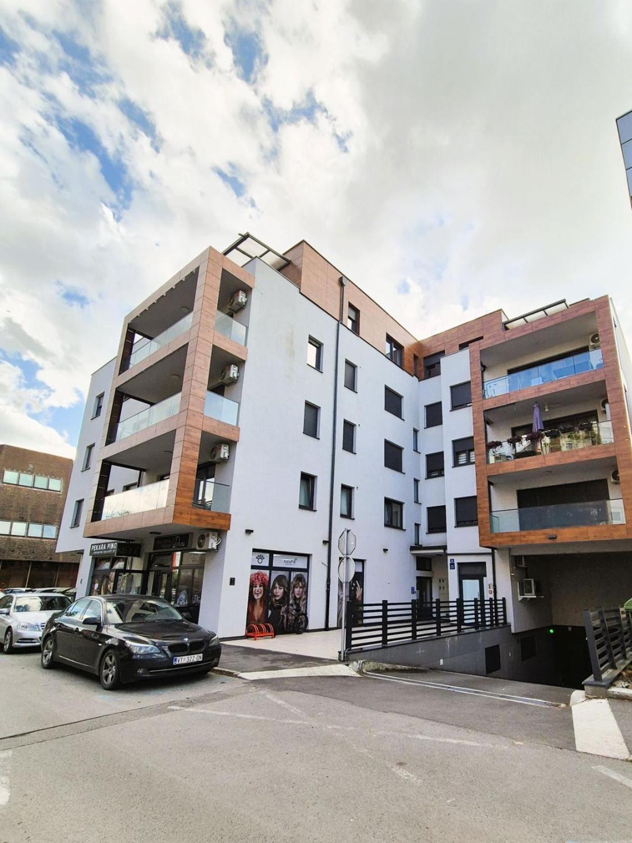 Gajeva Rooms - Stockholm Apartment Self Check-In Virovitica Exterior photo